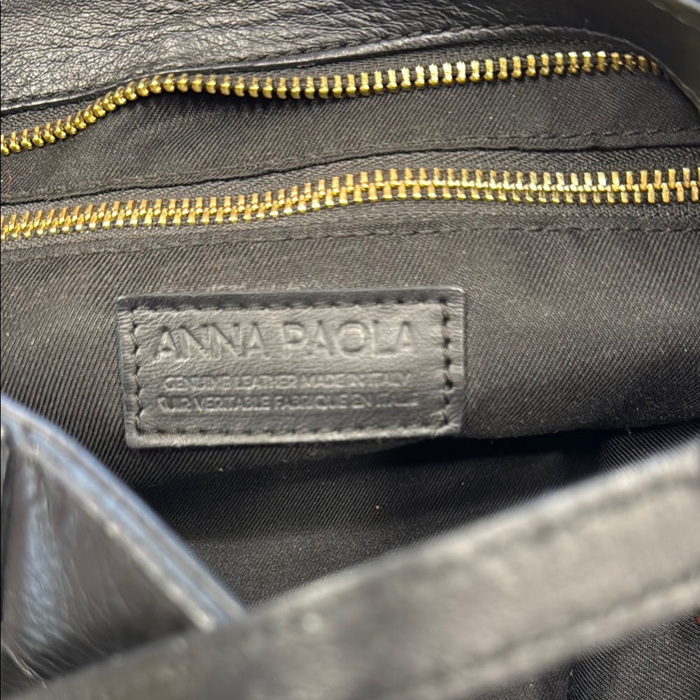 Anna Paola Black Leather Woven Shoulder/crossbody Bag - Picture 4 of 8